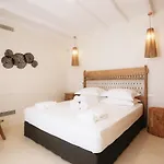 Veneta Mykonos * Ornos (Mykonos)