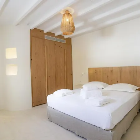 Veneta Mykonos *