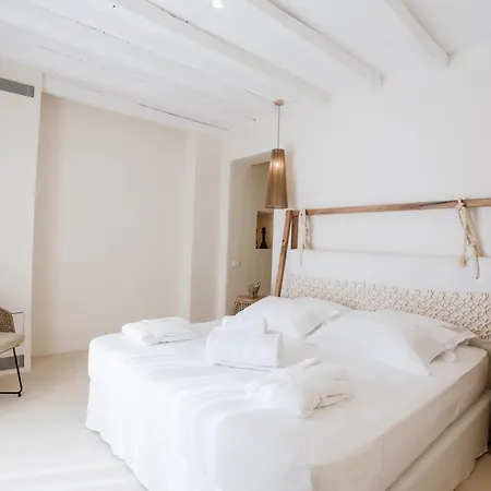 Veneta Mykonos